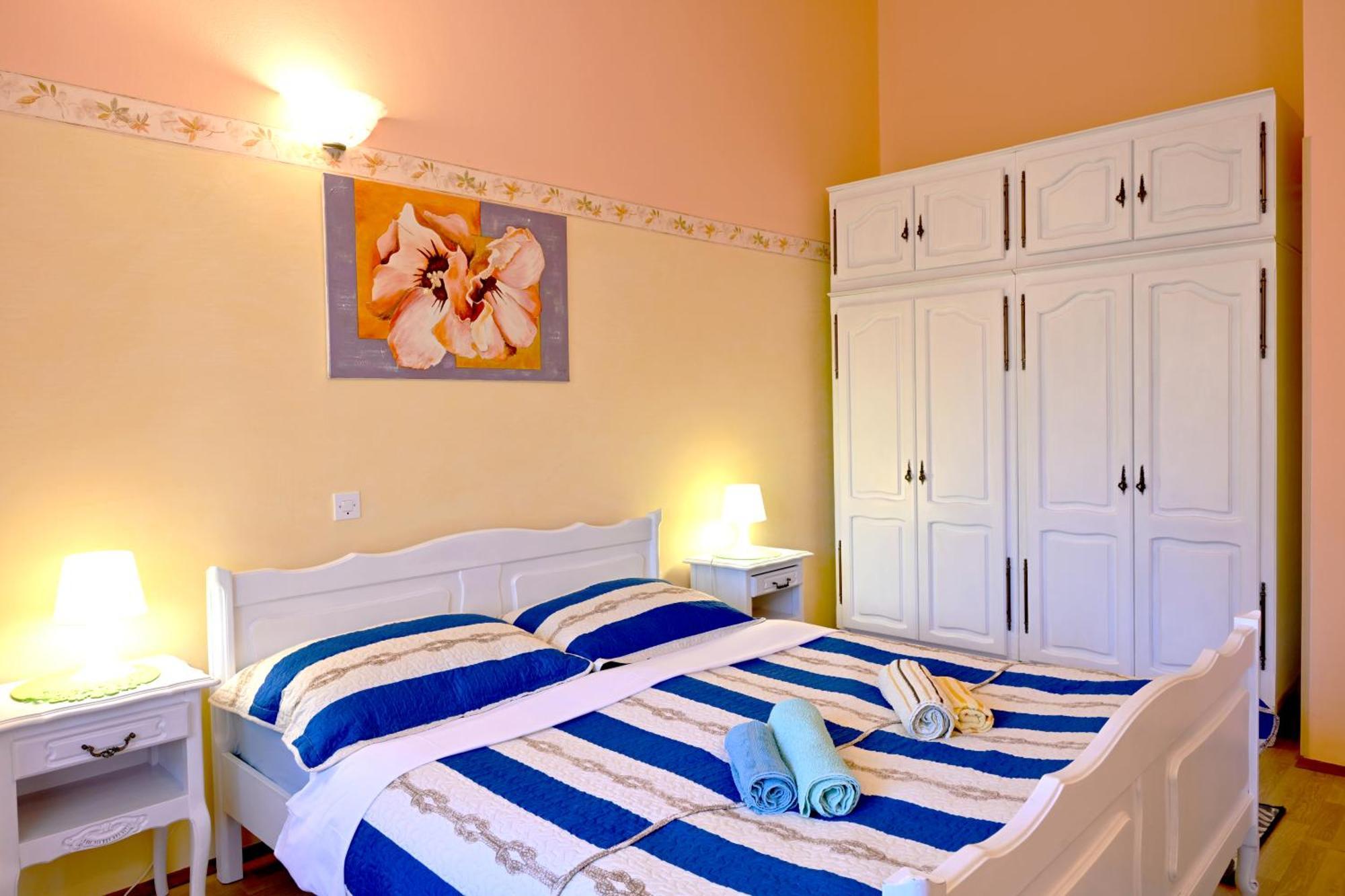 Apartments Ruza Umag Exterior photo